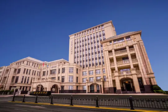 Licheng Ruixuan Hotel (Lingshi Xinjian East Street)