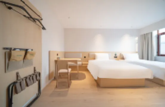 Hi Inn (Jinzhou Sihe Street Central Hospital)