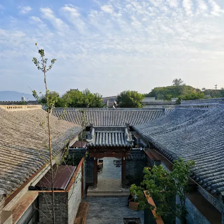 Sangrang Hot Spring Designer Inn