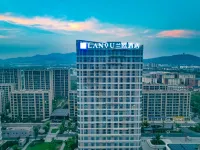 Lan Ou Hotel (Huzhou High-speed Rail Station Branch) - Bjergudsigt