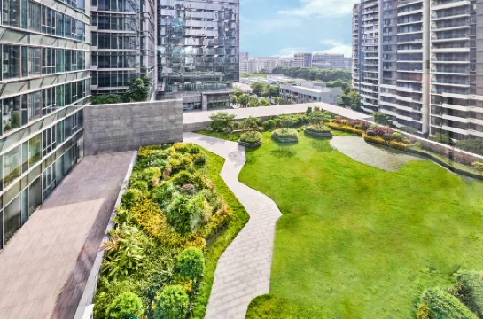 DoubleTree by Hilton Shenzhen Airport Residences