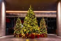 Pullman Tokyo Tamachi Hotels near Negi-ya Heikichi