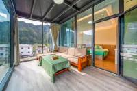 Dayuanli Homestay (Southern Anhui Sichuan-Tibet Line Moon Bay Scenic Area)