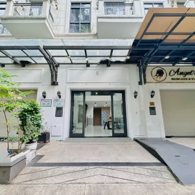 TPHOMES萊克維尤 第九郡附近的飯店