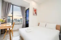 Chau Apartments Hotels near District 4