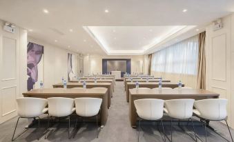 Mankali Chengxuan Hotel (Dali Bohai Park High-speed Railway Station)