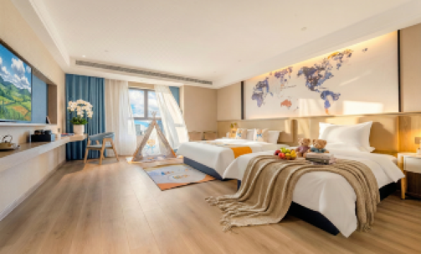 Colorful Yunnan • Petal | Sky View • Cloud Travel Hotel