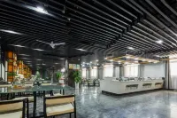 Aoshang Hotel (Hanzhong High-speed Railway Station) - balneario