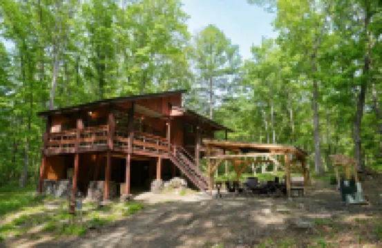 A private lodge where you can enjoy an authentic BBQ surrounded by nature