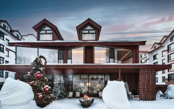 Montchill Hotels in 