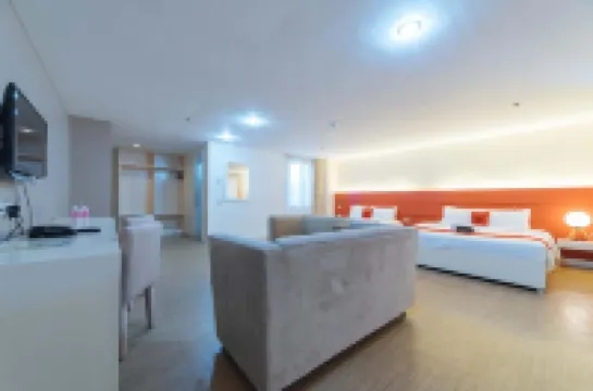 RedDoorz Plus @ Hotel Metro Kalibo