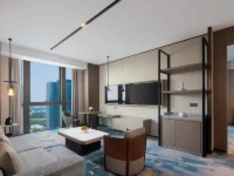 Dingzhou Xiangjiang Wanda Yuehua Hotel Hotels in Dingzhou