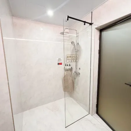 Haoting Apartment (Maoming High-Speed Railway Station)