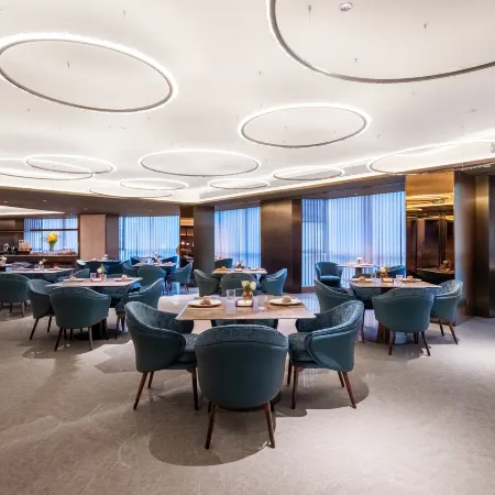 Crystal Hotel Shiyan BaiQiang