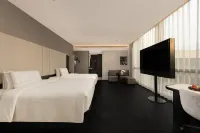 Adot Hotel, West Plaza, Xuzhou Rail East Station. - New