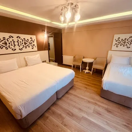 Rooms Inn Taxim Отели рядом с достопримечательностью «Площадь Таксим»