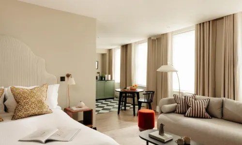 Native Kings Wardrobe, St Pauls