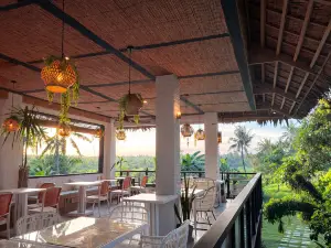 Jungle Nest Resort