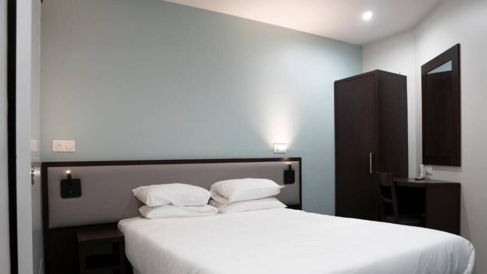 Aero Hotel