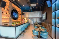 LANDISON JINBULUN HOTEL XIANGSHAN - موقف سيارات