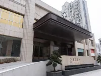 Xingduo Hotel (People's Square Nengren Lane) Hotels in Ji'an