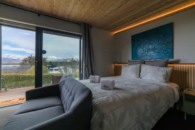 Benmore Hideaway  Cozy Room with Mini Kitchenette Hotels in 