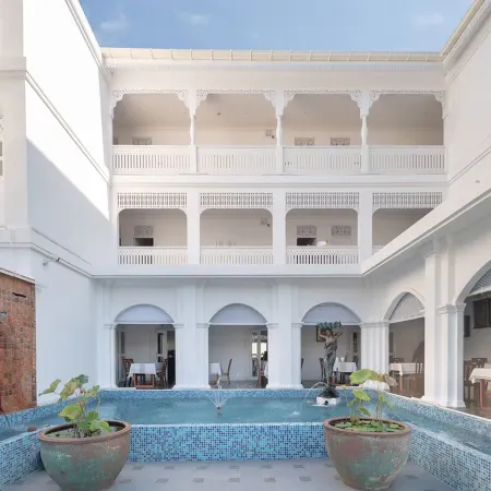 Lanna Inthan Hotel & Resort