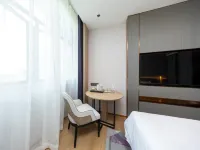 Lavande Hotel (Guangxi Sports Center Wuxiang Headquarters Base Branch)