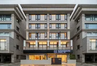 Sunline  Margarita Villa Hotels near Huangcuo Bathing Spot