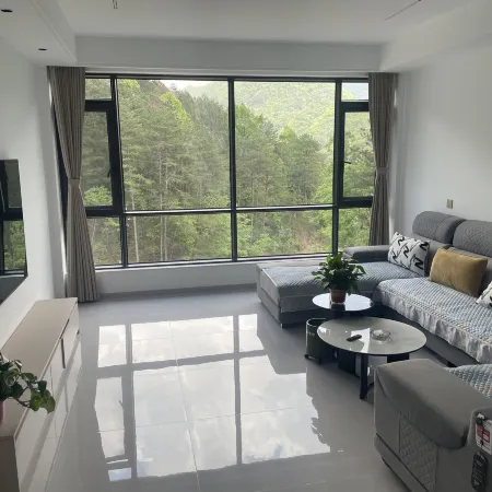 Qianshanju Homestay
