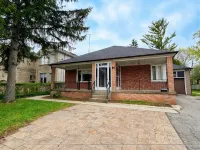 Upgraded Ensuite Rooms 7-min to Subway Near Downsview Rogers Stadium Hotels near Downsview Metro Station