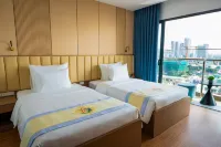The Golden Crest Hotel Quy Nhon - Yüzme Havuzu