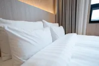 Shire Hotel Signature  Seomyeon - Esports