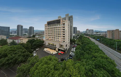 Yue Tower H E-Sports Hotel (Wandi Plaza Sports Center)