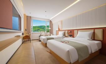 Nalati Lisi Platinum Hotel