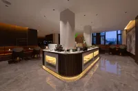 West Ujimqin Banner Wuhu Hotel - Parkplatz