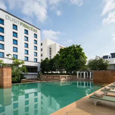 Dusit Princess Srinakarin Bangkok Các khách sạn gần Chợ đêm xe lửa