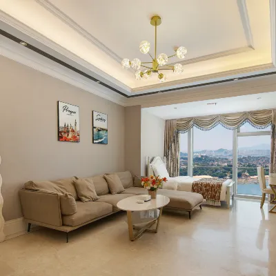 Xiamen Island Cloud & Tide Seaview Apartment(Shimao Twin Towers, XMU) 環島路周辺のホテル