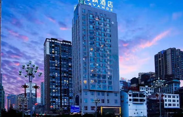 Lavande Hotel (Panzhou Donghu Park Caihongqiao)