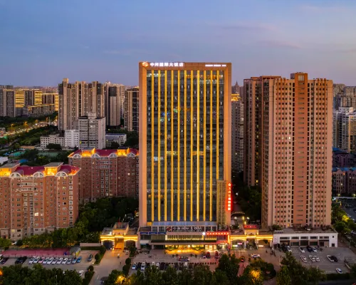 Lvcheng Zhongzhou International Hotel (Zhengzhou CBD Convention and Exhibition Center) Hotels near ZZICEC