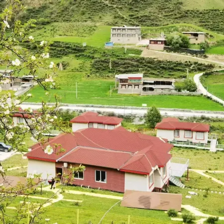 Cuopu Stream Camping Hotel