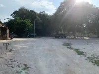 Rantau D'rhu Beach Chalet - Bãi đậu xe
