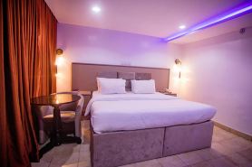 Wellington Hotel