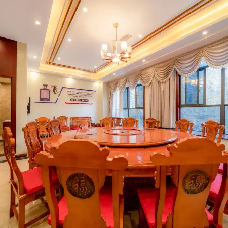 Taishengxiang Hotel (Zunyi Ancient City Huichuan District Government Branch)