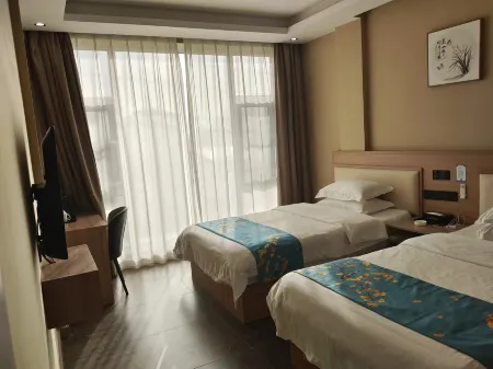 Home Boutique Hotel Отели рядом с достопримечательностью «Ginkgo Time Tunnel»