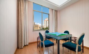 Vienna HotelVienna Hotel(Guangzhou Hanxi Changlong Park Branch)