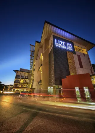 Lot 10 Boutique Hotel Отели рядом с достопримечательностью «New Sarawak State Legislative Assembly Bldg»