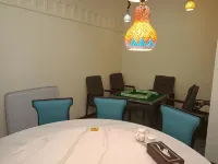 Sky  Mirror  Grand  Hotel