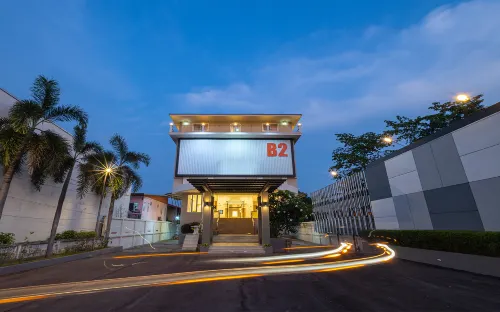 B2 Phitsanulok Boutique & Budget Hotel - parking
