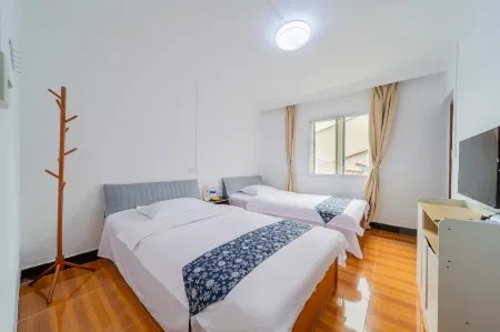 Shizhu Chunsen Homestay Отели рядом с достопримечательностью «Huangshui National Forest Park»